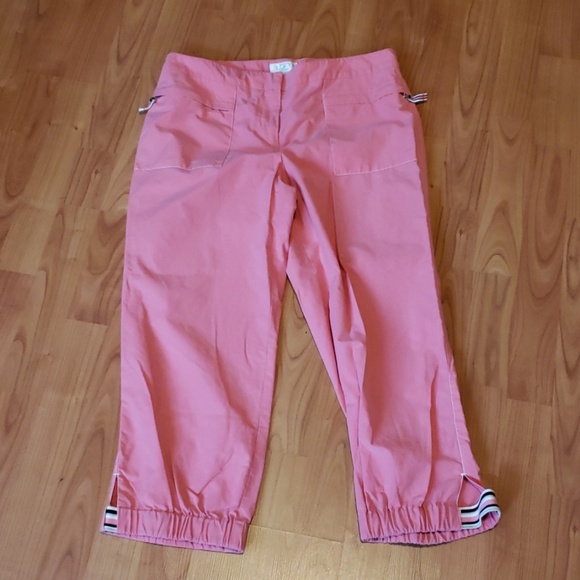 LOFT Pants - LOFT pink cargo capri pants